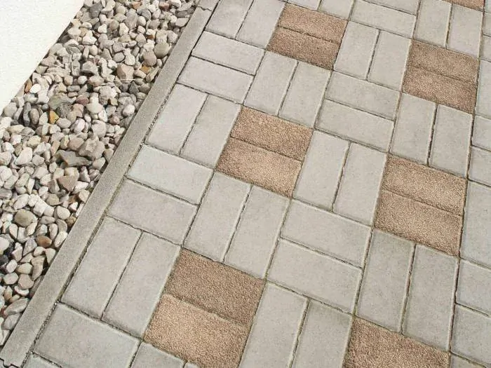 Zahradní obrubník 25 x 5 x 100 cm