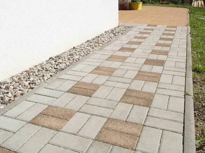 Zahradní obrubník 25 x 5 x 100 cm