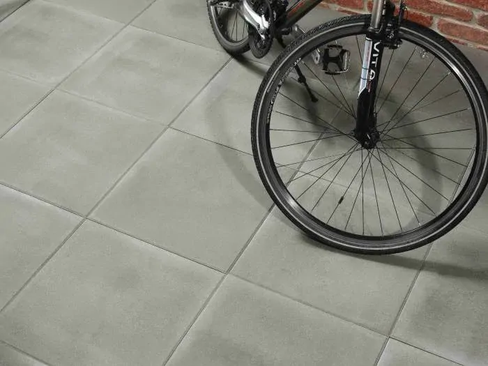 Chodníková dlaždice 30x30x5 cm, přírodní