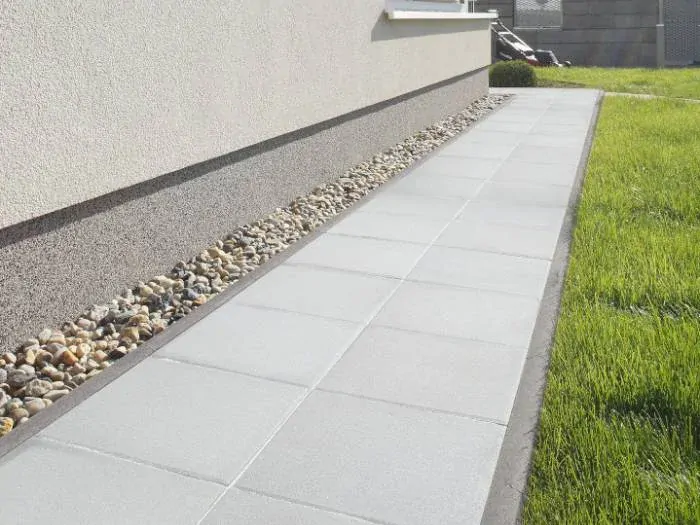 Chodníková dlaždice 50x50x5 cm, přírodní