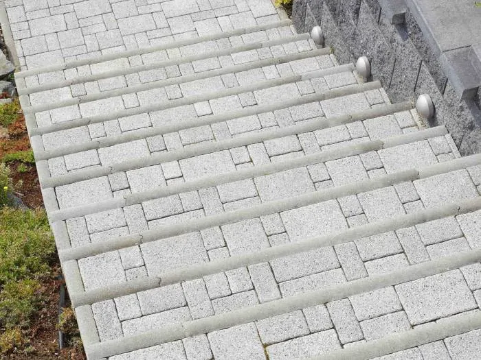 Zahradní obrubník 20 x 5 x 50 cm