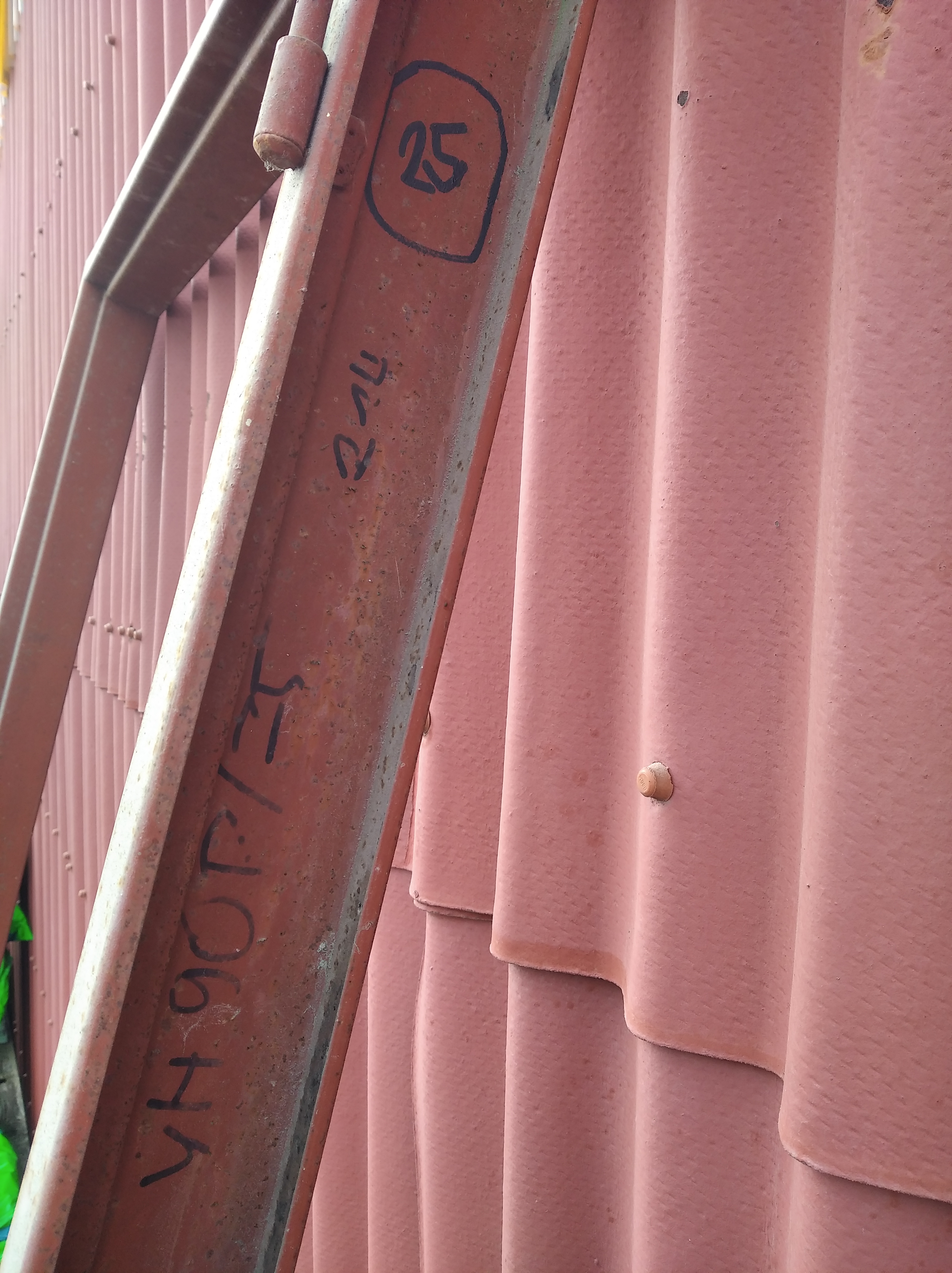 Zárubeň YH 90/7,5 Pravá č.25 Výprodej