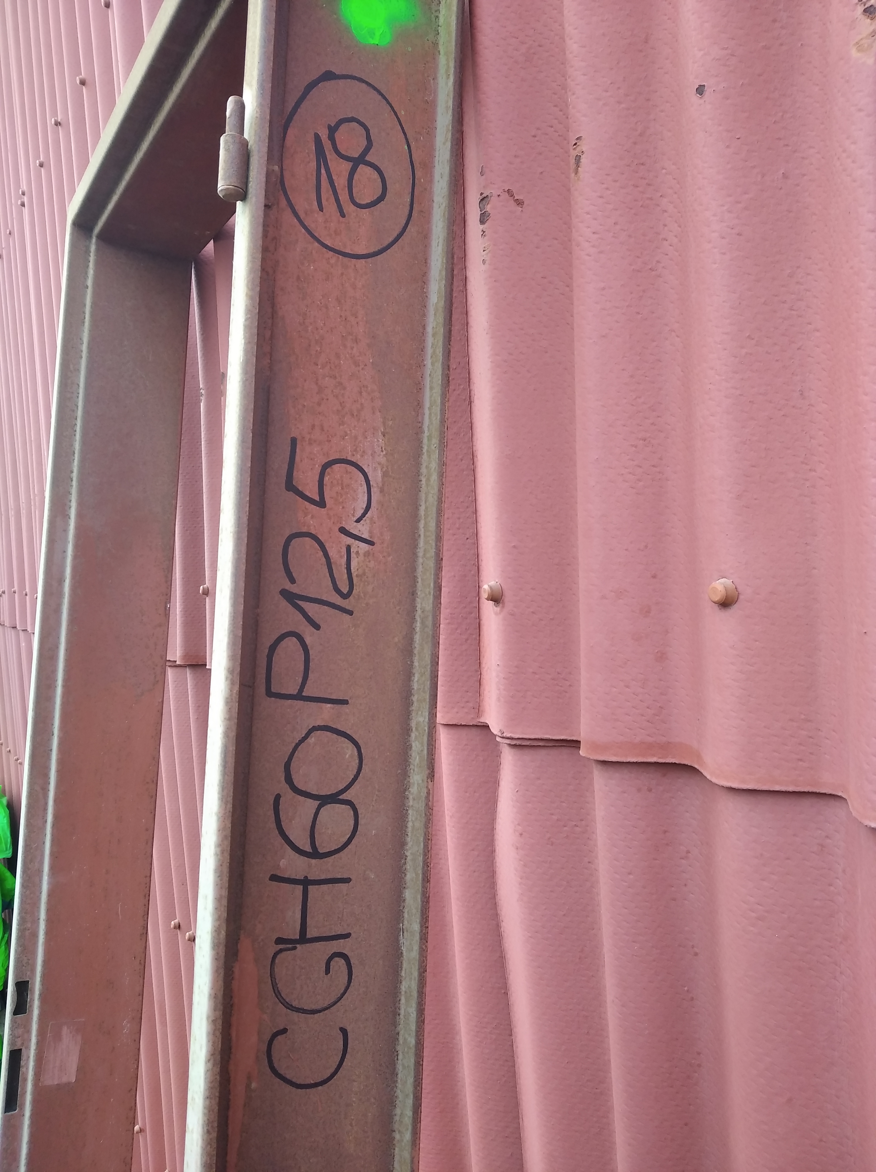 Zárubeň CGH 60/125 Pravá č.18 Výprodej